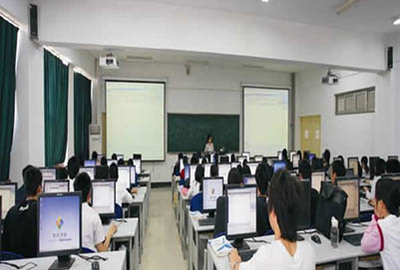 南充郵電工業(yè)學(xué)校 計(jì)算機(jī)應(yīng)用專業(yè)（中專+大專）——軟硬件技能雙修，開啟信息技術(shù)未來